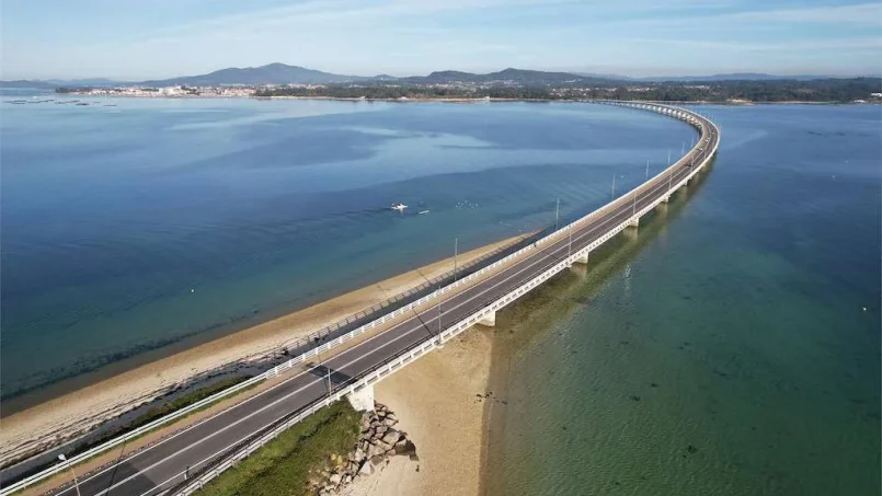 puente a illa de arousa